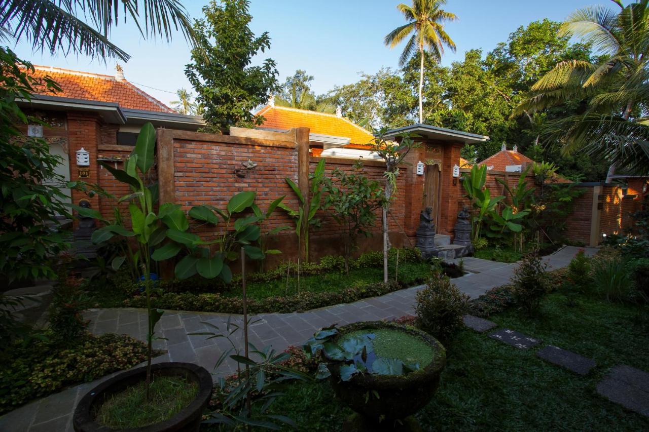 Ubud Suarga Private Pool Villa Bagian luar foto